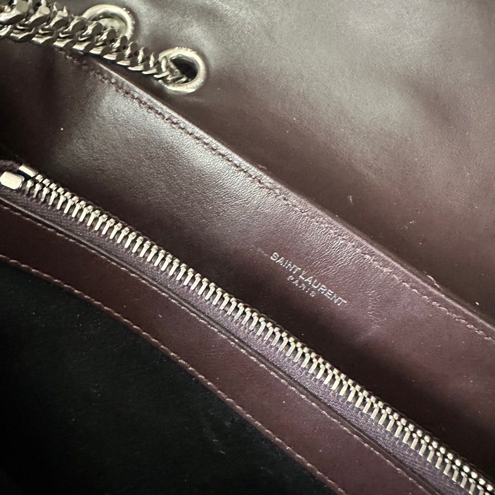 Authentic Saint Laurent Medium Loulou amaranto - Picture 9 of 11
